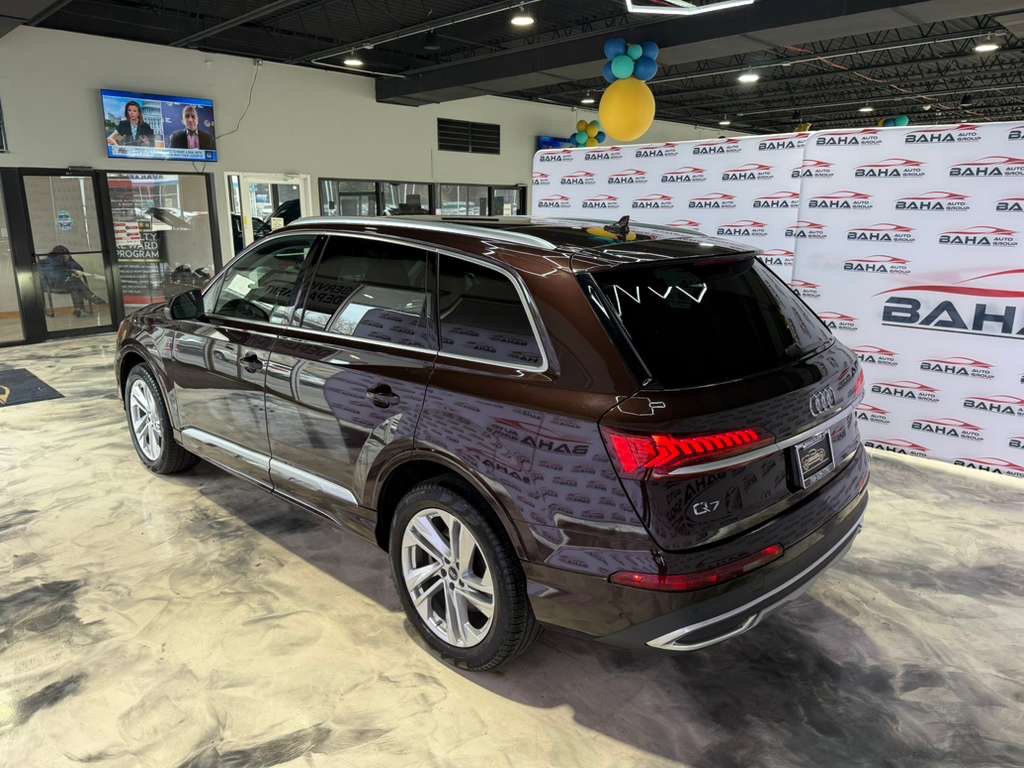 Used 2022 Audi Q7 3.0T Premium Plus AWD/4WD image 11