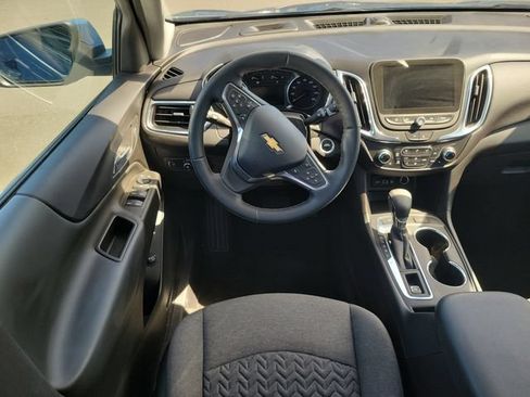 Used 2024 Chevrolet Equinox LT AWD/4WD image 14