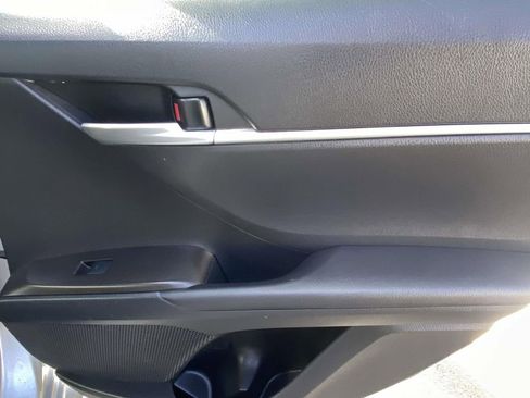 Used 2023 Toyota Camry LE image 42