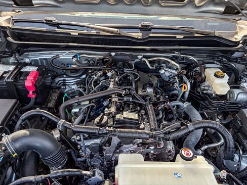 Used 2024 Toyota Tacoma SR5 AWD/4WD image 25
