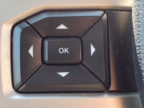 Used 2019 Ford F150 Lariat w/ Equipment Group 502A Luxury image 24