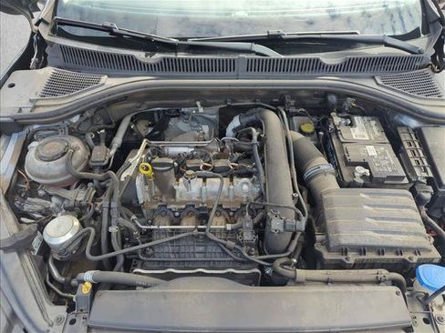 Used 2019 Volkswagen Jetta SE FWD image 3