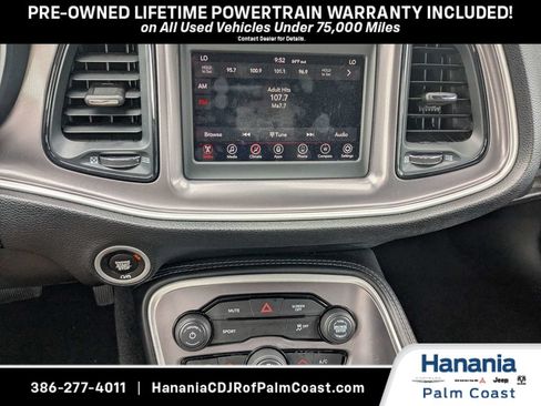 Used 2022 Dodge Challenger SXT RWD image 17