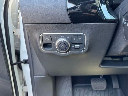 Used 2026 Mercedes-Benz GLA 250 4MATIC image 23