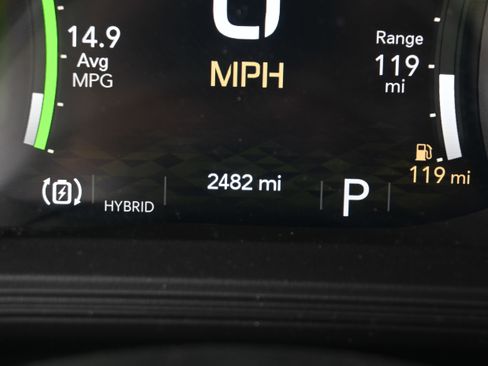 Used 2025 Jeep Wrangler Unlimited Sahara w/ Safety Group AWD/4WD image 14