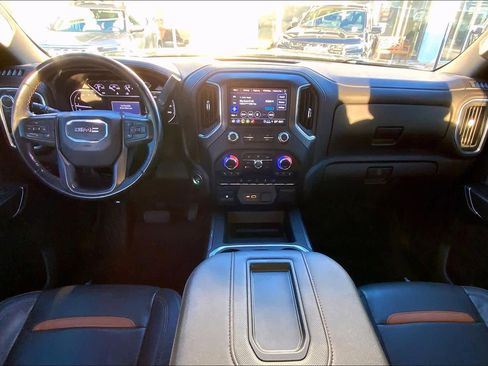 Used 2022 GMC Sierra 2500 AT4 w/ Gooseneck/5TH Wheel Package image 14