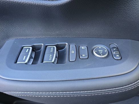 New 2026 Honda HR-V EX-L image 25