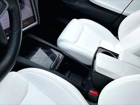 Used 2020 Tesla Model S Performance image 14