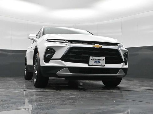Used 2023 Chevrolet Blazer LT image 26