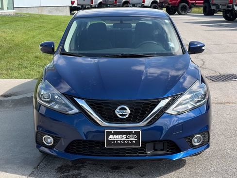Used 2019 Nissan Sentra SR FWD image 8