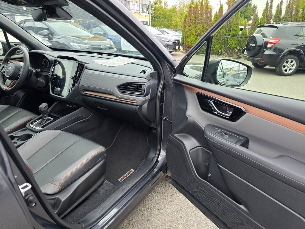 Used 2025 Subaru Forester Sport w/ Popular Package #1 AWD/4WD image 10
