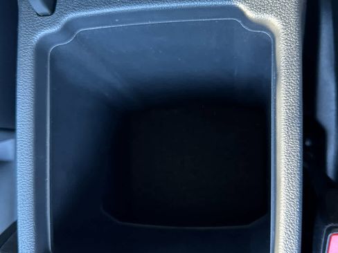 Certified 2024 Volkswagen Tiguan Wolfsburg Edition image 33