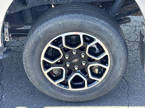 Used 2022 Ford F150 XLT w/ Equipment Group 301A Mid image 17