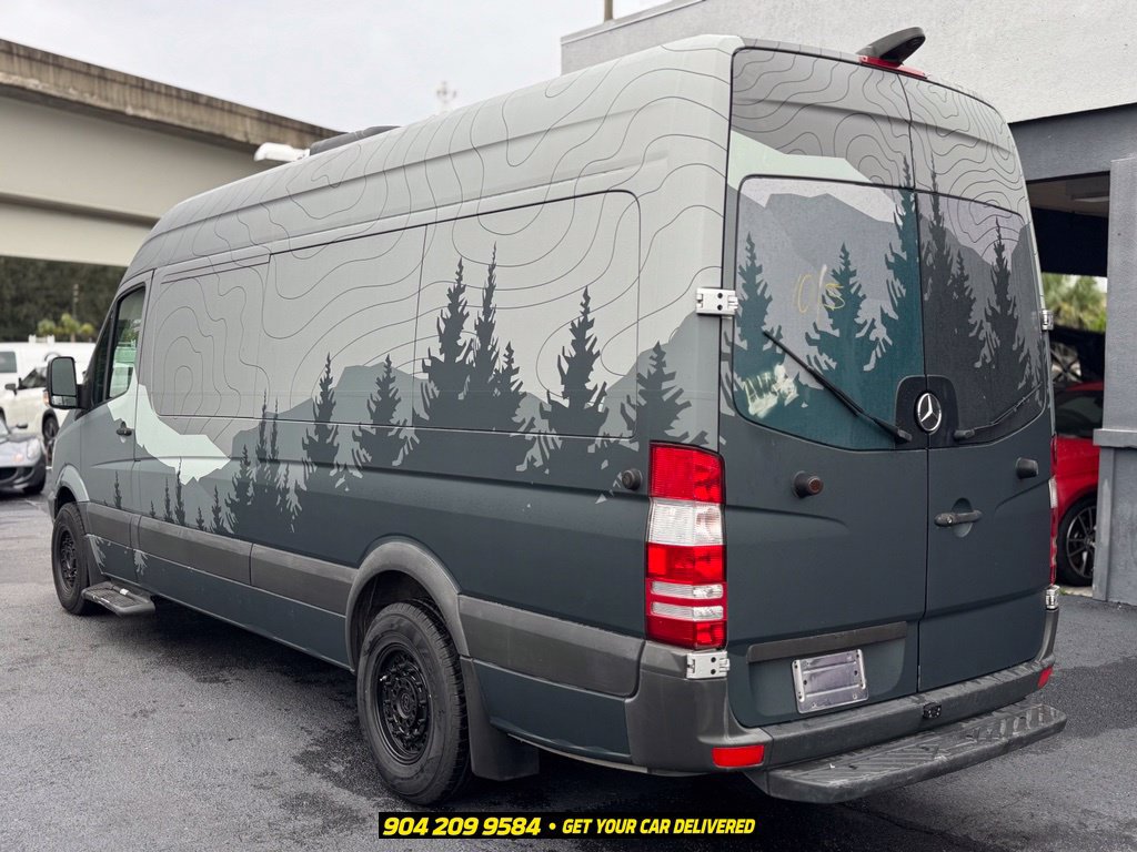 Used 2011 Mercedes-Benz Sprinter 2500 image 4