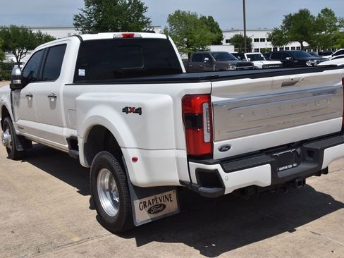 Used 2024 Ford F350 Platinum AWD/4WD image 9