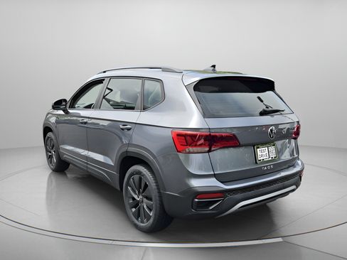 Used 2023 Volkswagen Taos S FWD image 3