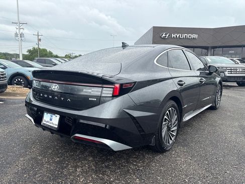 Certified 2024 Hyundai Sonata SEL FWD image 11