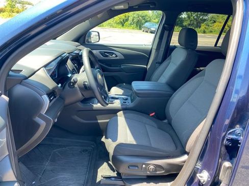 Certified 2023 Chevrolet Traverse LT FWD image 15