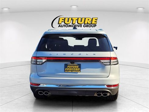 New 2025 Lincoln Aviator Reserve w/ Equipment Group 201A image 4