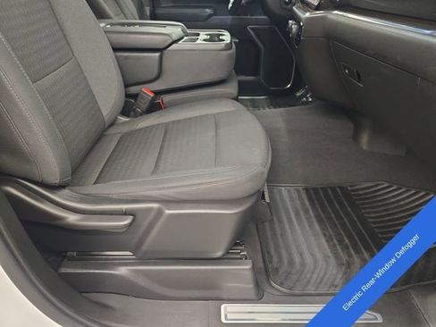 Used 2023 Chevrolet Silverado 1500 LT RWD image 10