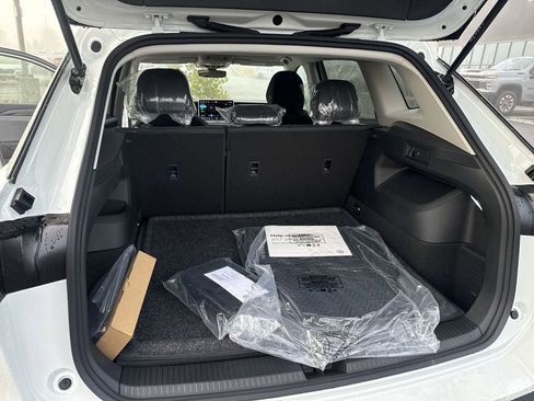 New 2026 Volkswagen Tiguan S FWD image 40