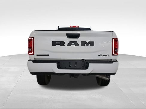 New 2026 RAM 3500 Big Horn AWD/4WD image 7