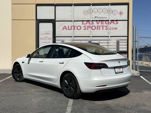 Used 2023 Tesla Model 3 Standard Range RWD image 9