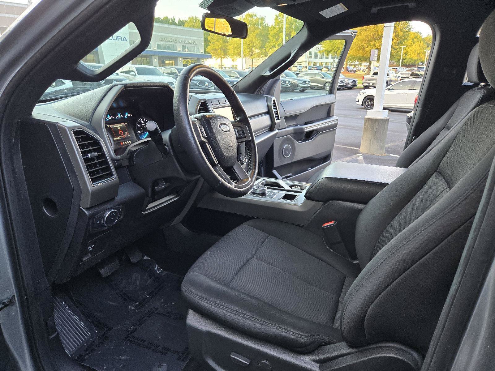 Used 2020 Ford Expedition XLT RWD image 4
