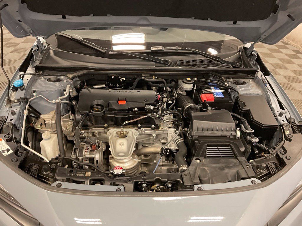 Used 2023 Honda Civic Sport image 18