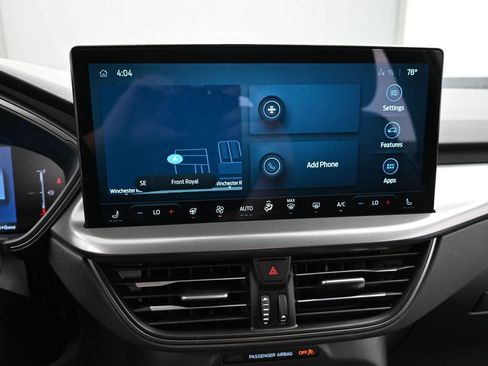 New 2025 Ford Escape SE image 16