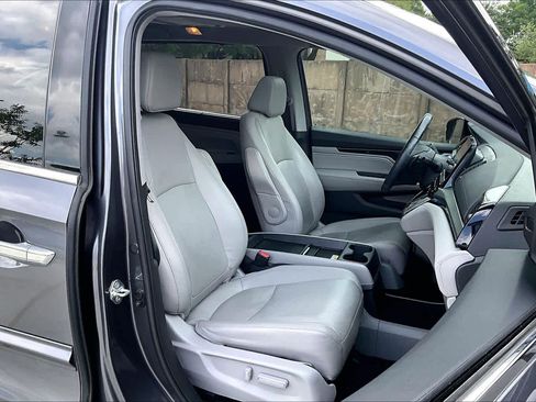 Used 2019 Honda Odyssey Elite image 9