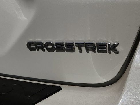 Certified 2025 Subaru Crosstrek 2.0i image 8