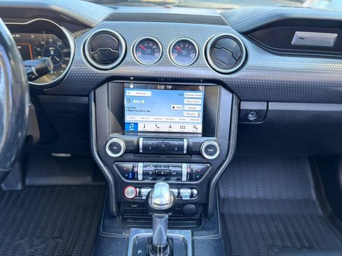 Used 2018 Ford Mustang GT Premium w/ GT Performance Package RWD image 21
