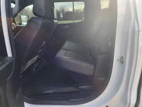 Used 2021 Chevrolet Silverado 1500 W/T w/ WT Value Package image 8