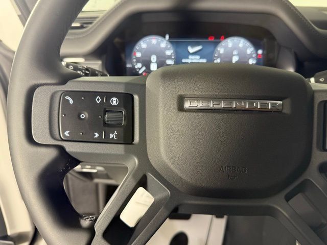 New 2026 Land Rover Defender 130 X-Dynamic SE AWD/4WD image 18