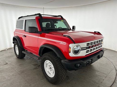 Used 2024 Ford Bronco Heritage Edition AWD/4WD image 17
