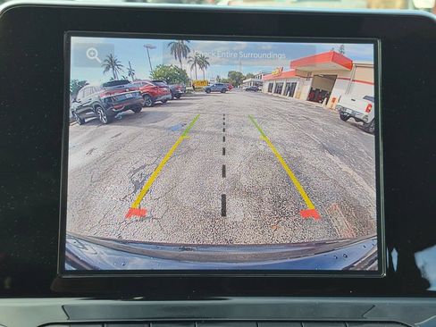 Used 2025 Jeep Compass Latitude AWD/4WD image 18
