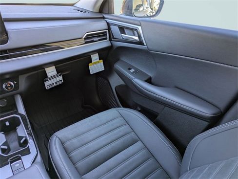 New 2026 Mitsubishi Outlander Trail Edition image 19