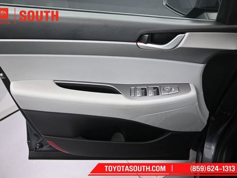 Used 2025 Hyundai Palisade SEL AWD/4WD image 25