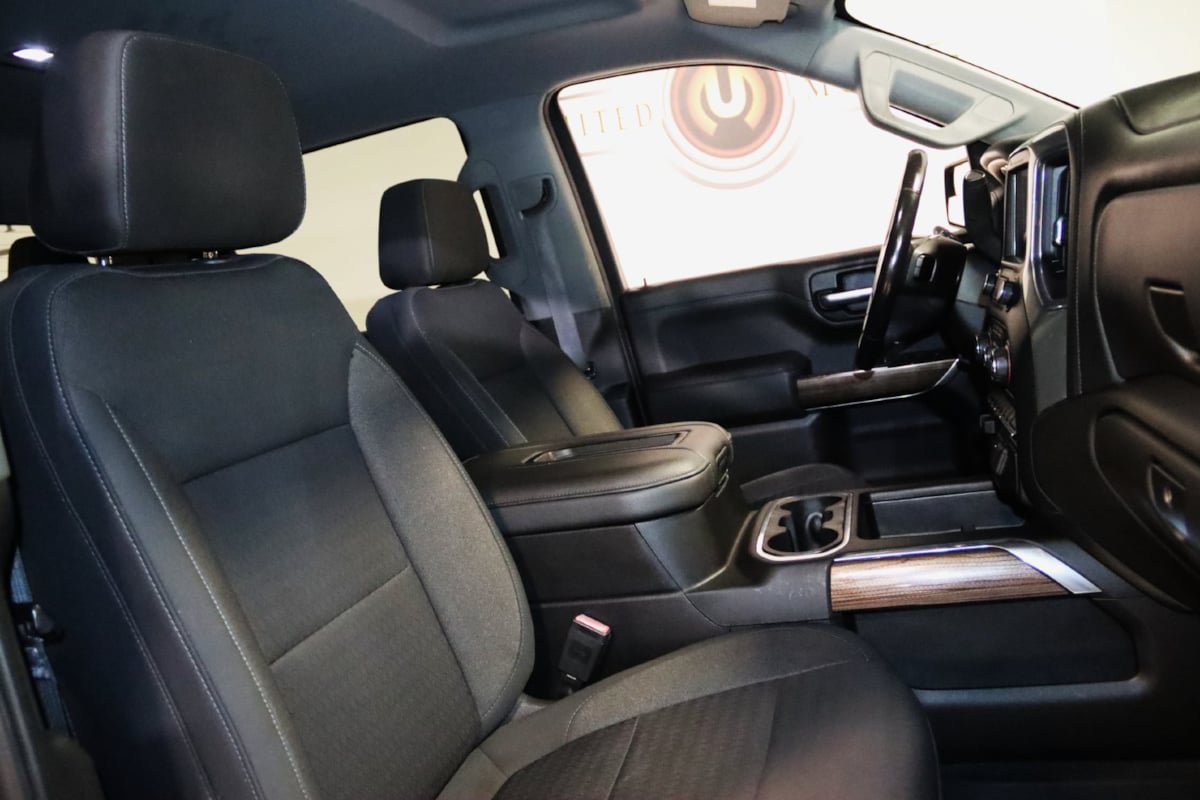 Used 2019 Chevrolet Silverado 1500 RST AWD/4WD image 65