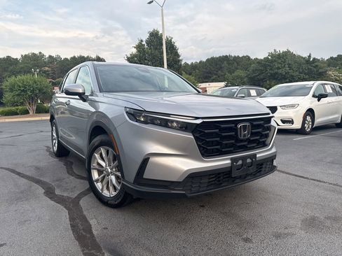 Used 2023 Honda CR-V EX image 1