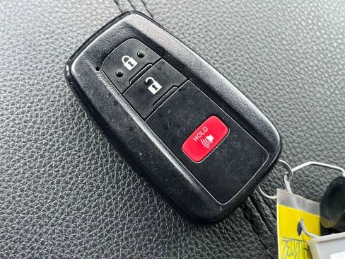 Used 2024 Toyota RAV4 Adventure AWD/4WD image 4