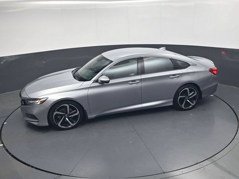 Used 2018 Honda Accord Sport image 34