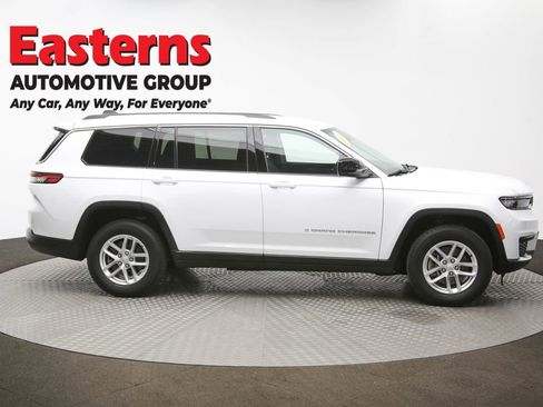 Used 2023 Jeep Grand Cherokee L Laredo image 49