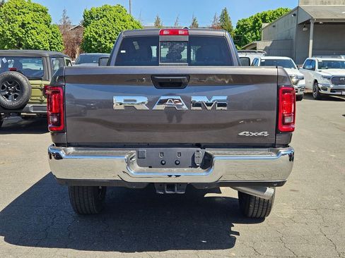New 2026 RAM 2500 Tradesman AWD/4WD image 6