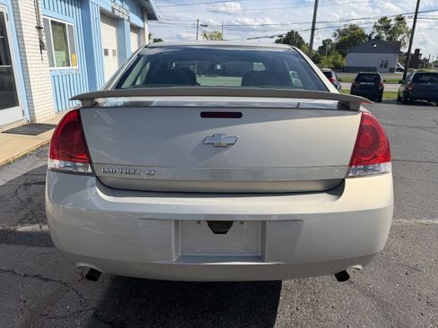 Used 2012 Chevrolet Impala LT FWD image 4