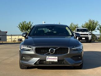 Used 2021 Volvo S60 T5 Momentum FWD video 2