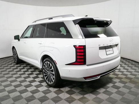 Certified 2026 Hyundai Palisade Calligraphy FWD image 25
