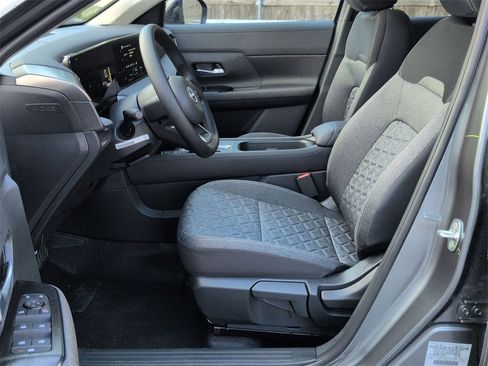 New 2026 Nissan Kicks SV w/ Cold Weather Package image 14