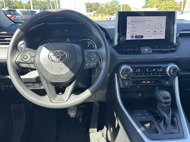 Certified 2025 Toyota RAV4 XLE w/ Convenience Package FWD image 17